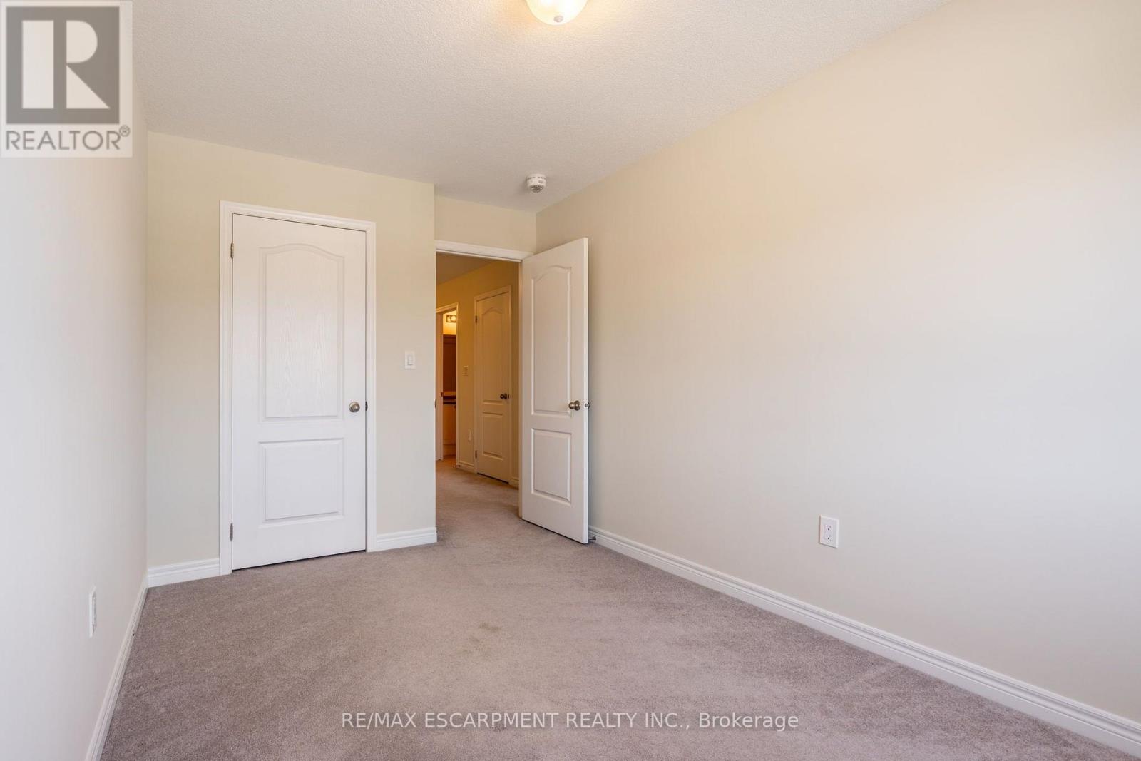 175 Lormont Boulevard Property Photo 28