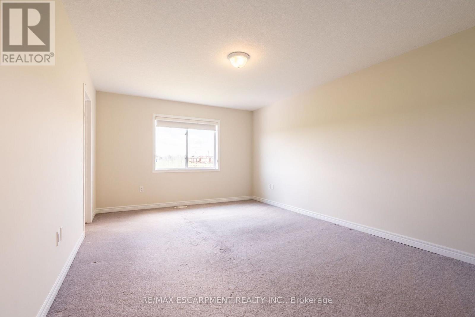 175 Lormont Boulevard Property Photo 36
