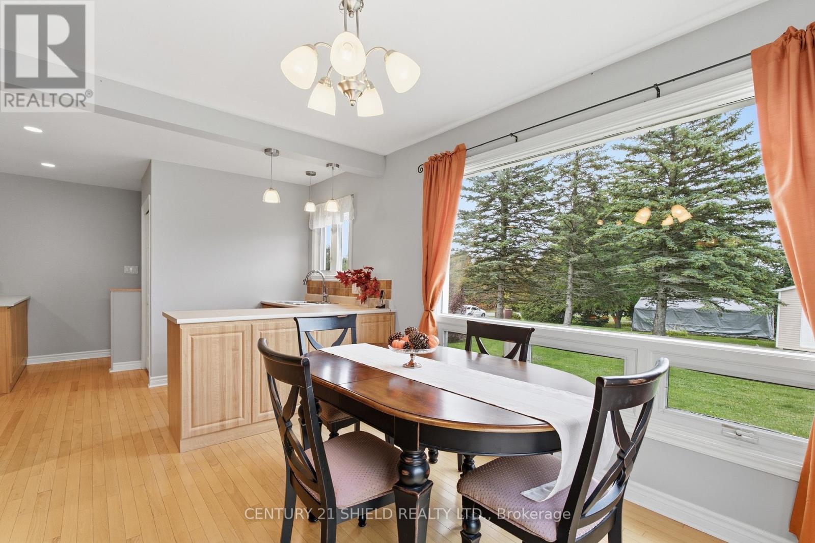 19634 Marcoux Road Property Photo 12