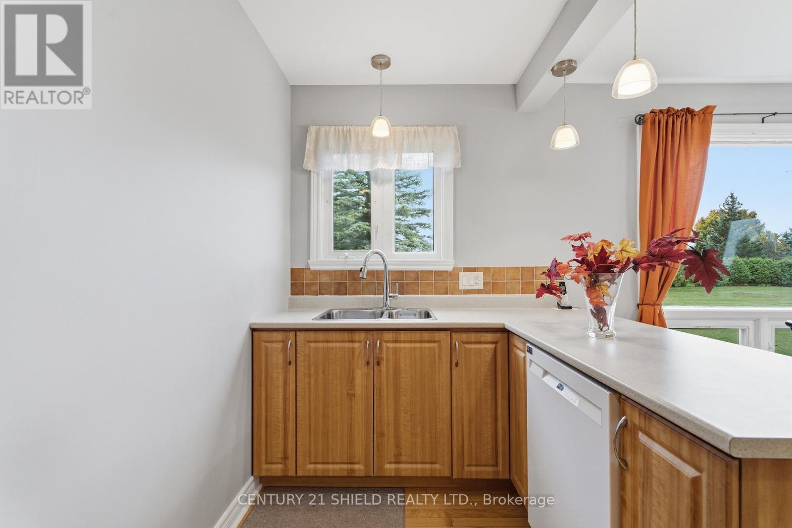 19634 Marcoux Road Property Photo 16