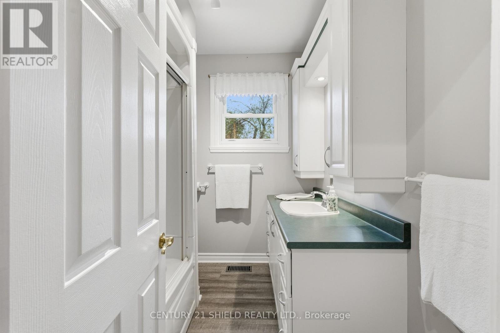 19634 Marcoux Road Property Photo 22