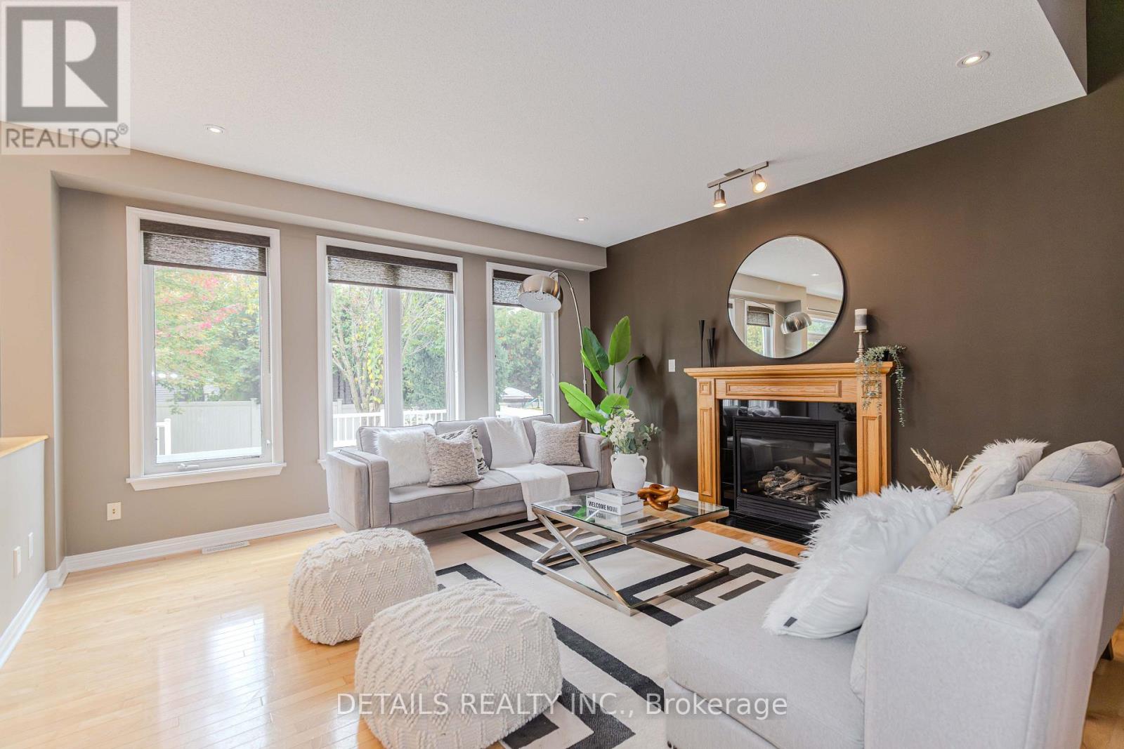 703 Kilmar Crescent Property Photo 20