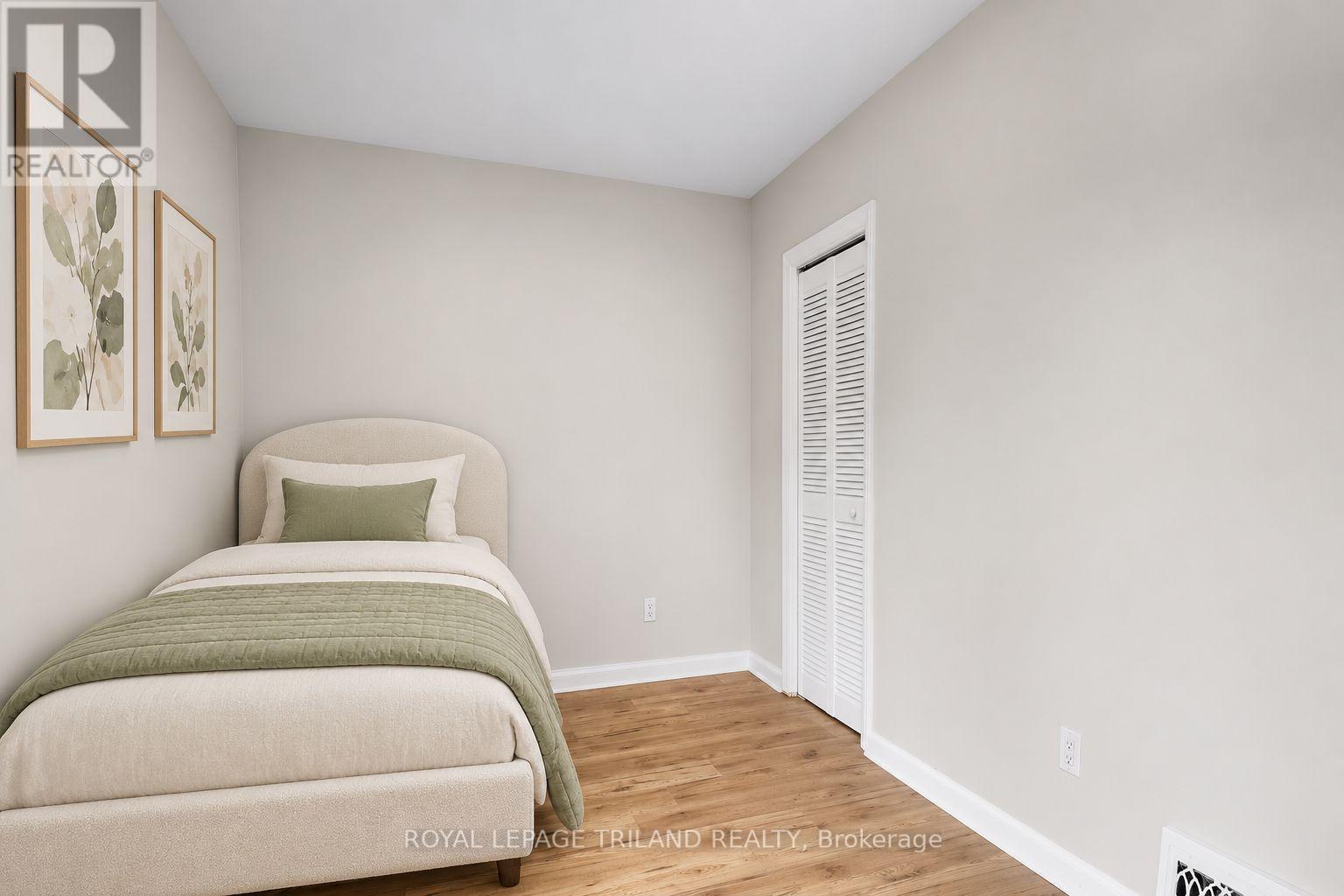 A - 1324 Brydges Street Property Photo 6