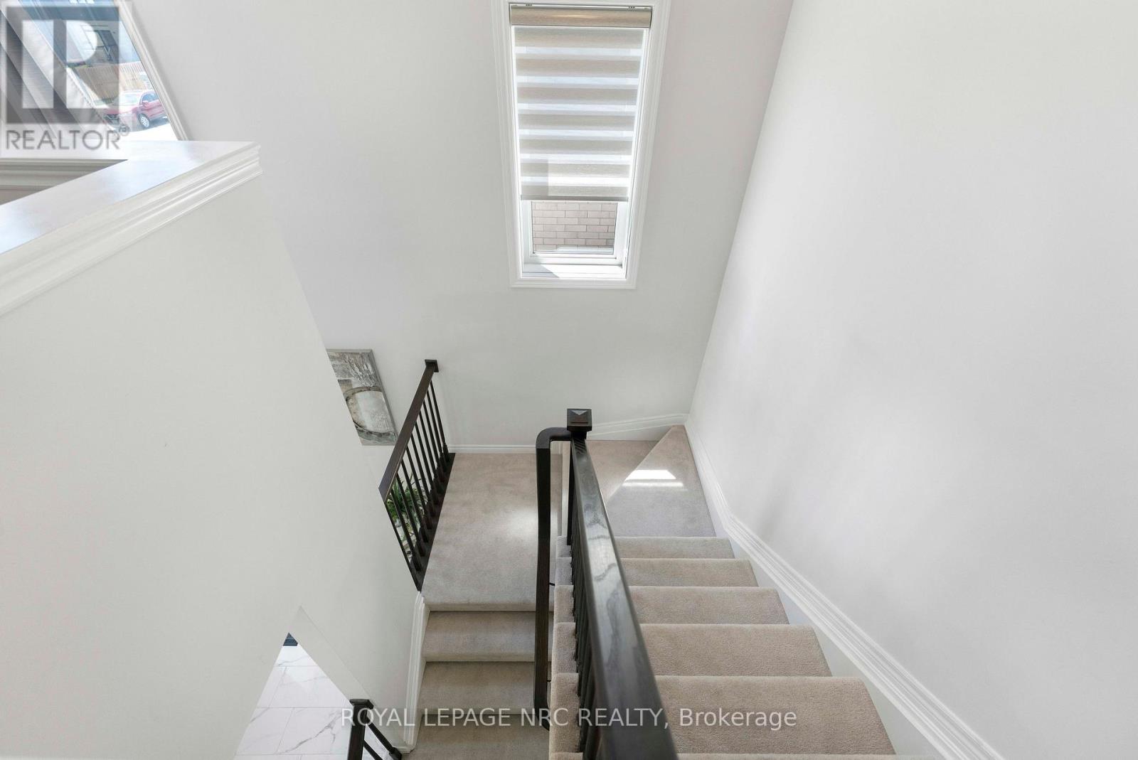 12 Swan Avenue Property Photo 20