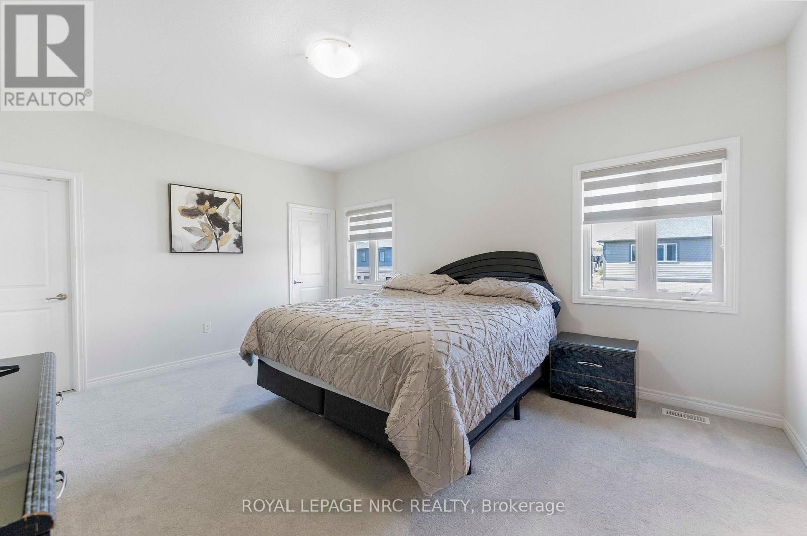 12 Swan Avenue Property Photo 30
