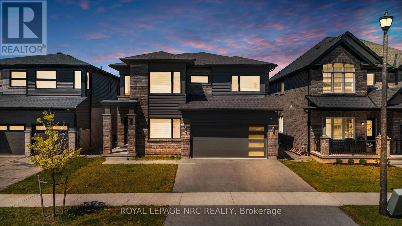 12 Swan Avenue Property Photo 48