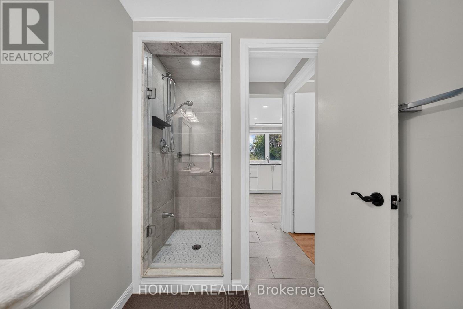 24 Riverside Drive Property Photo 27