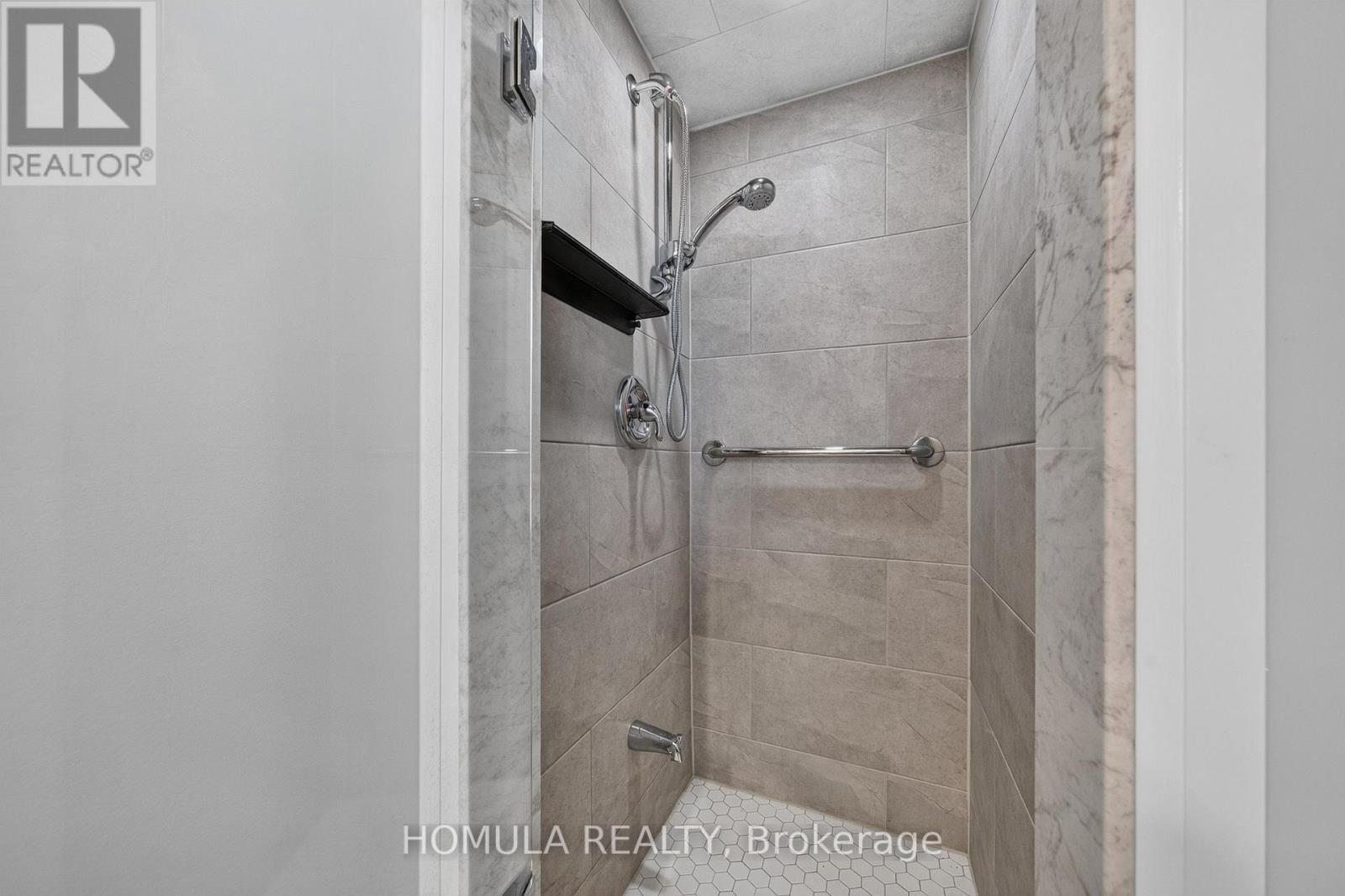 24 Riverside Drive Property Photo 28