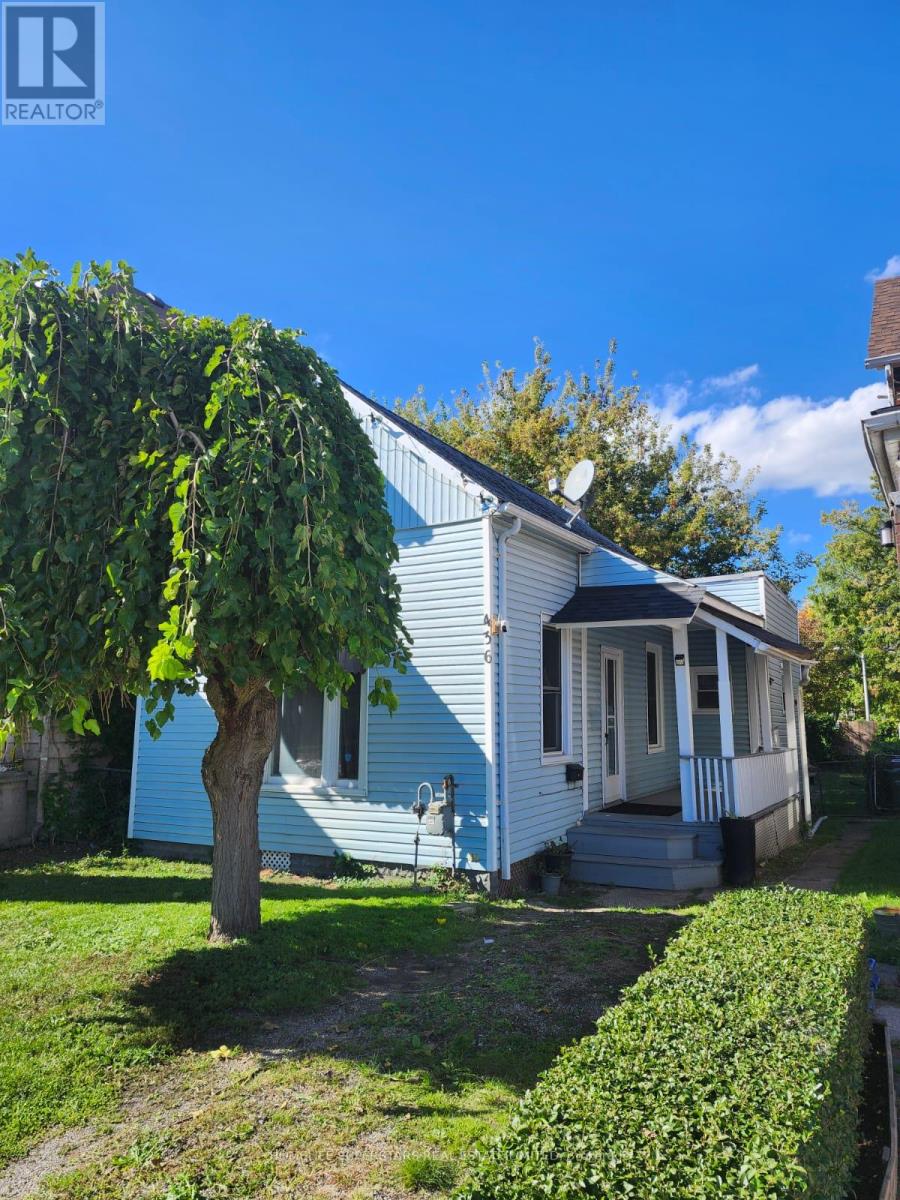436 ELLIOTT STREET W Property Photo 1