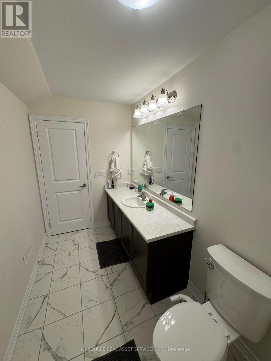 10 Guernsey Drive Property Photo 32