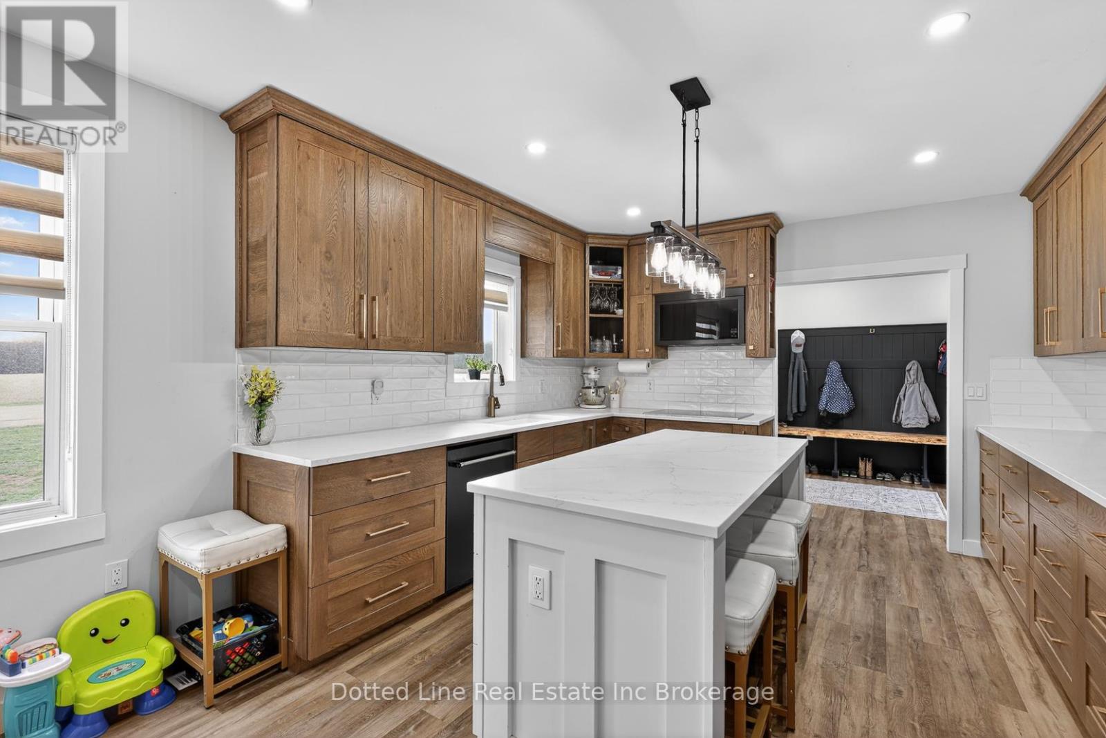573 Norfolk County Rd 28 Road W Property Photo 20