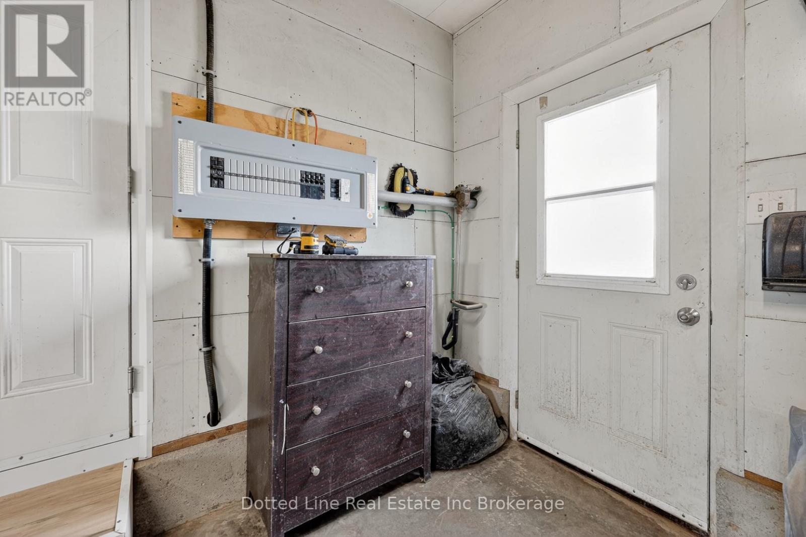 573 Norfolk County Rd 28 Road W Property Photo 36