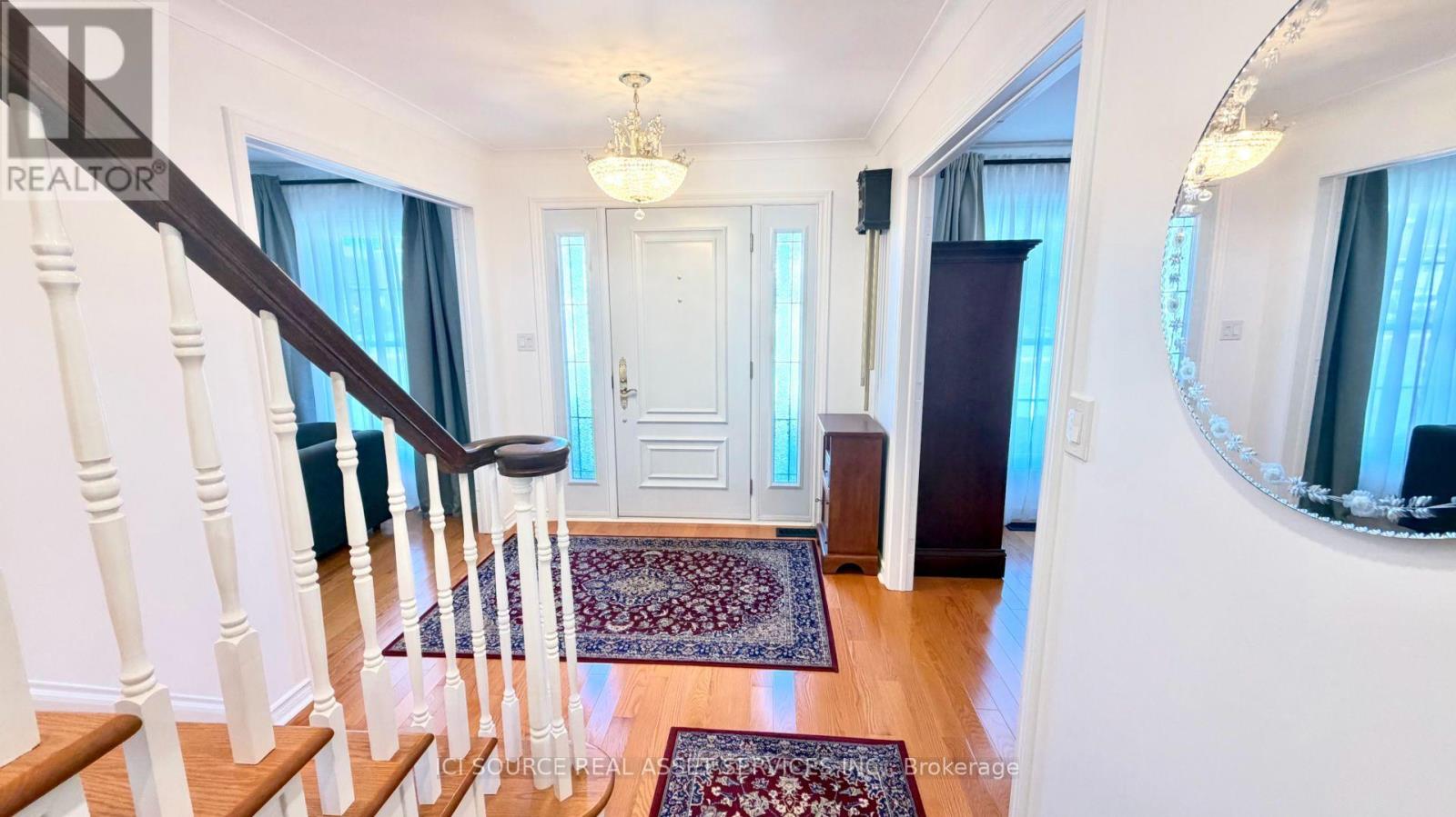 1920 Belvedere Crescent Property Photo 4