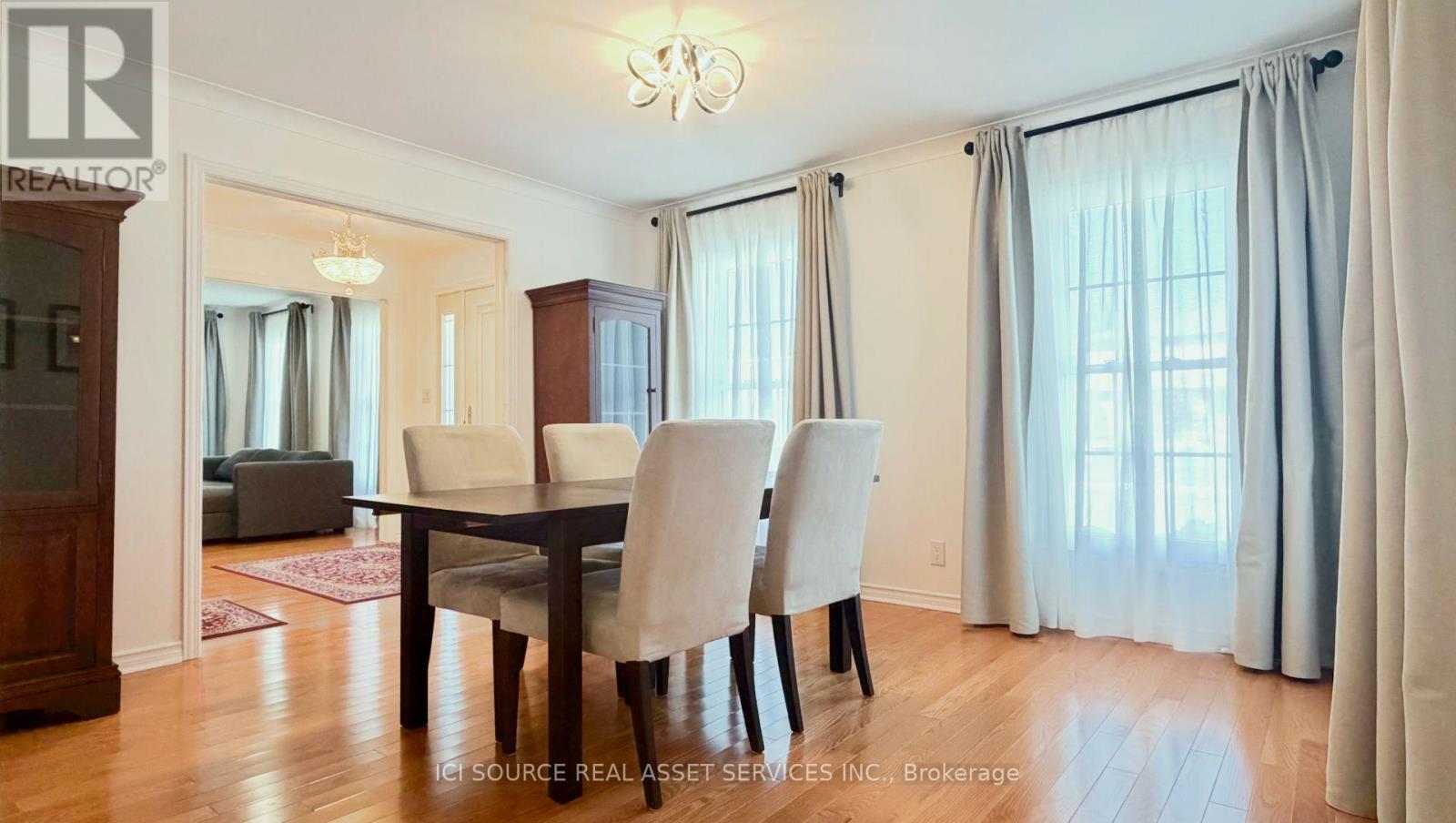 1920 Belvedere Crescent Property Photo 7