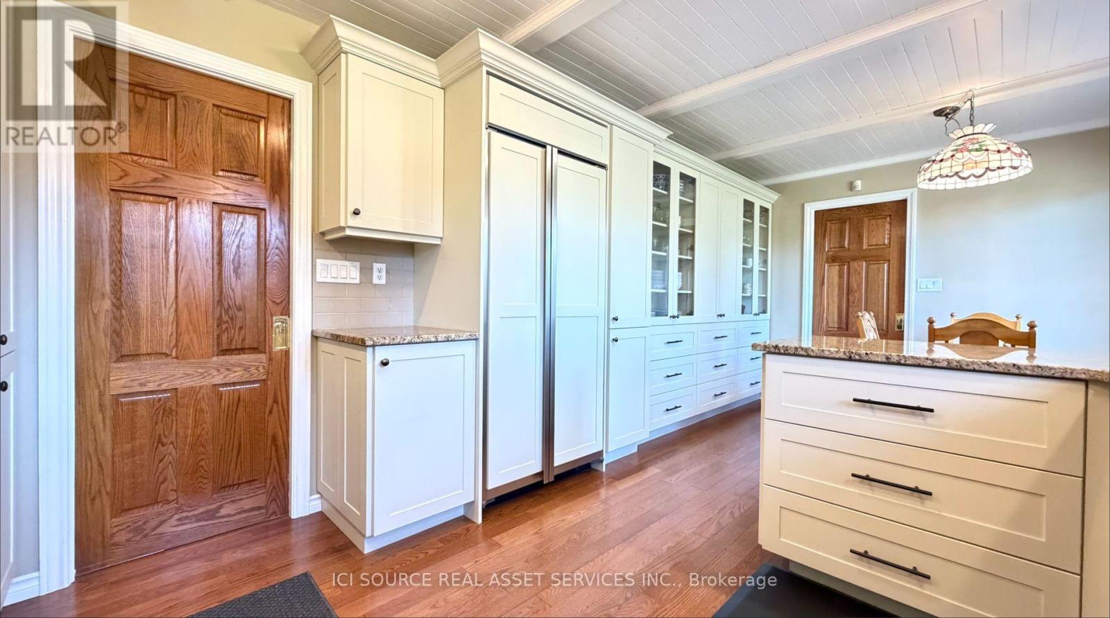 1920 Belvedere Crescent Property Photo 12