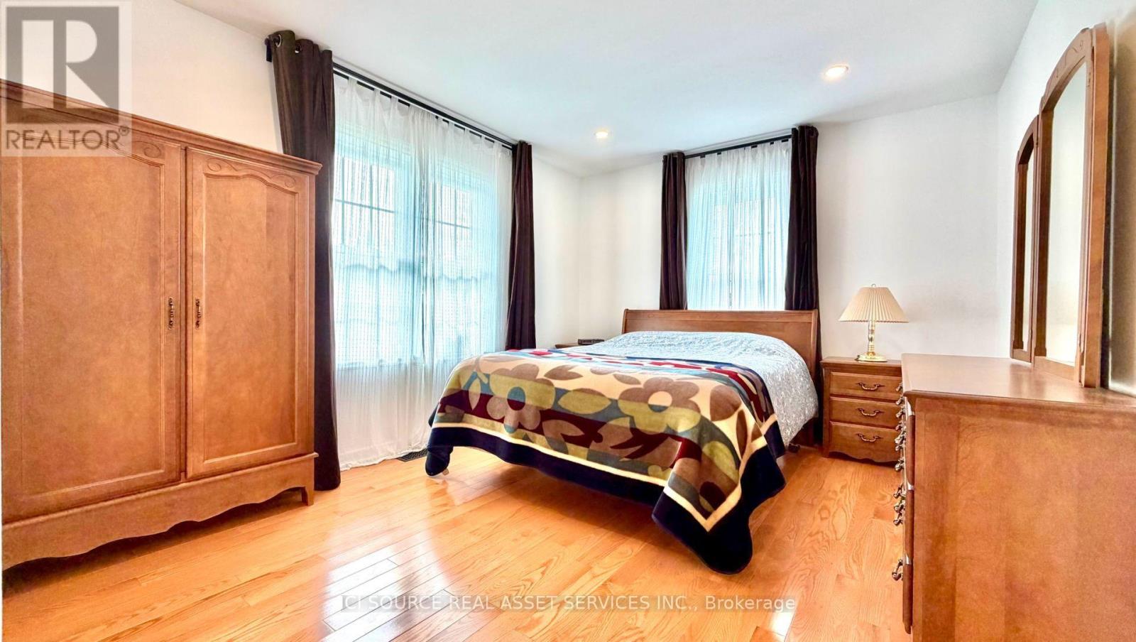 1920 Belvedere Crescent Property Photo 16