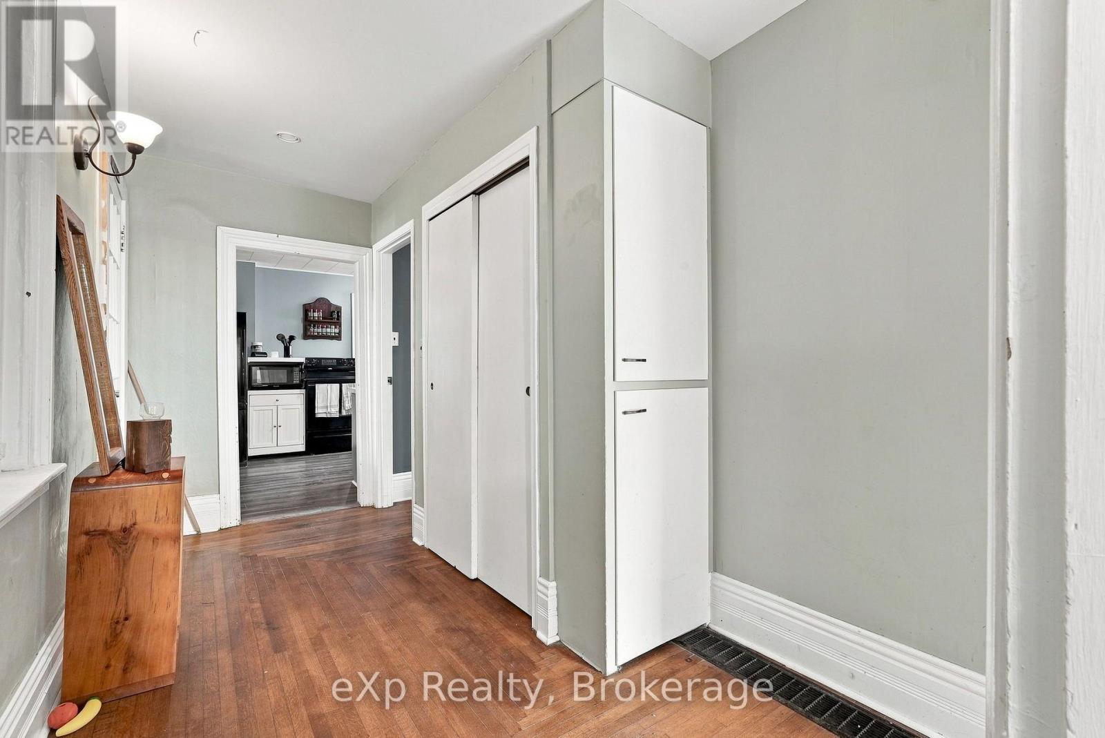 173 Birmingham Street E Property Photo 14
