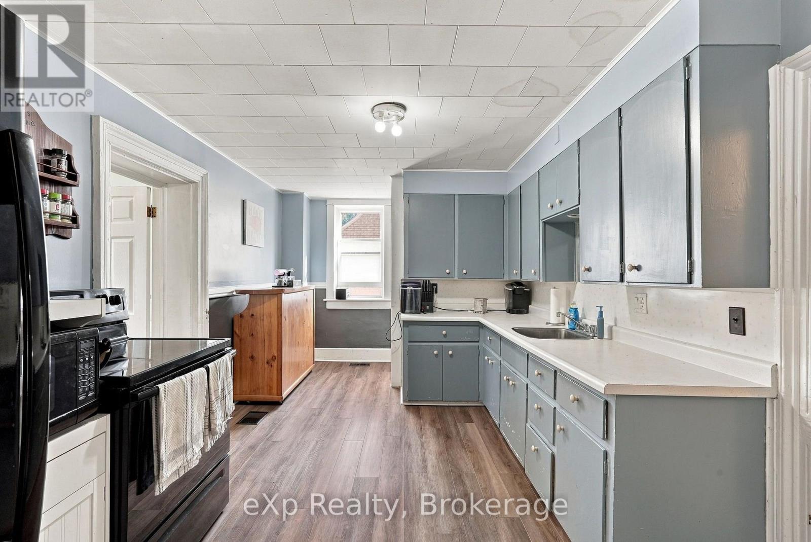 173 Birmingham Street E Property Photo 18
