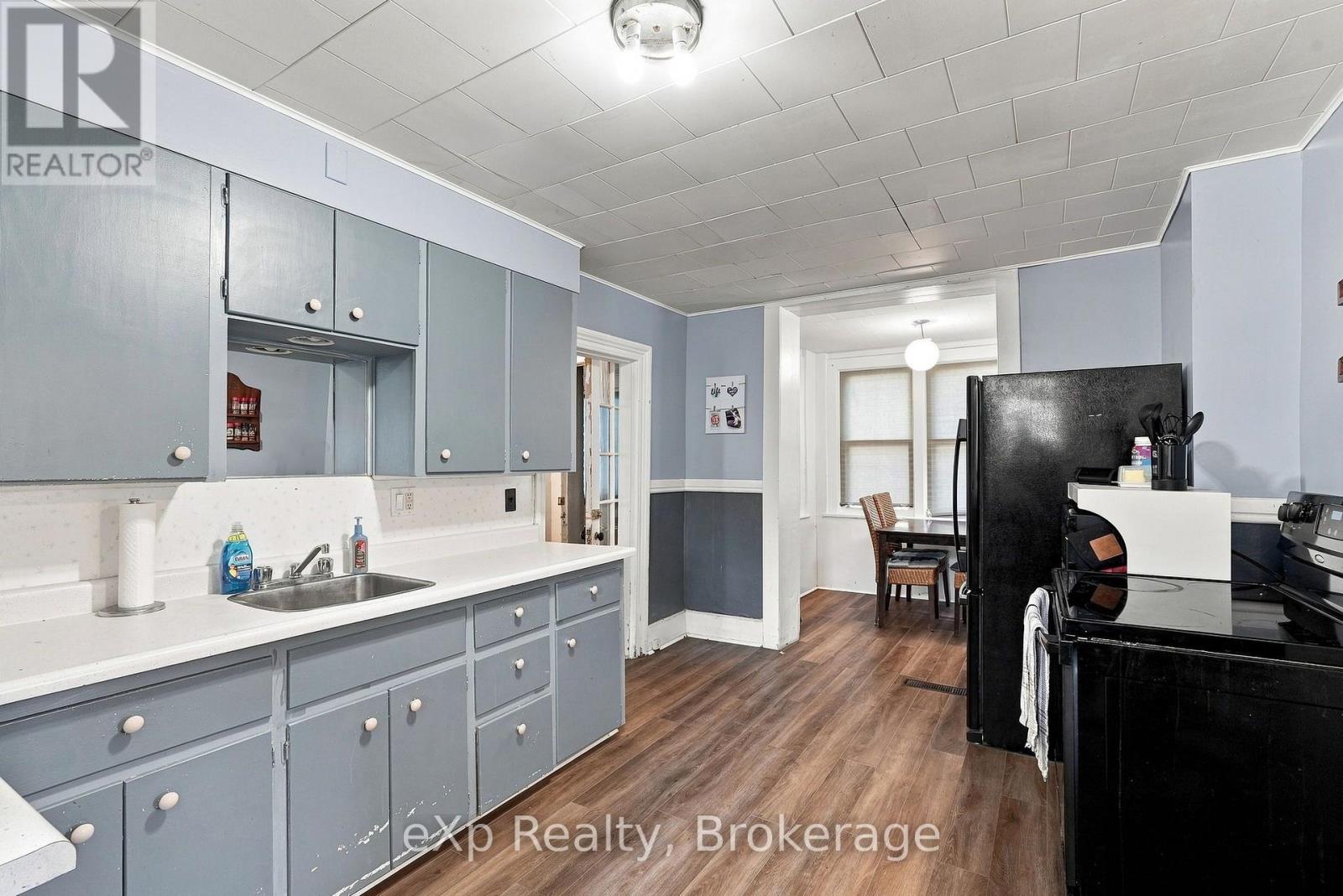 173 Birmingham Street E Property Photo 20