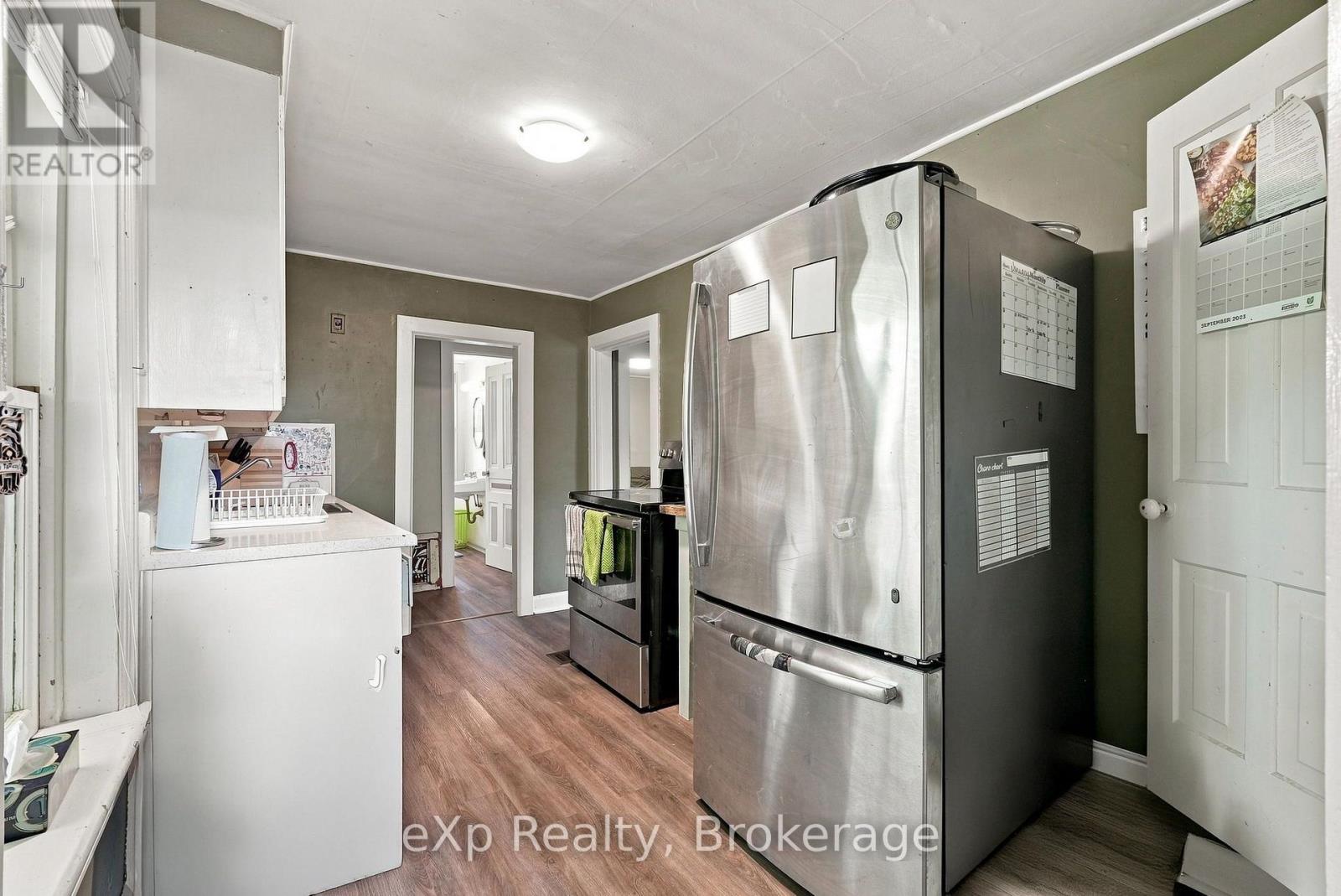 173 Birmingham Street E Property Photo 32