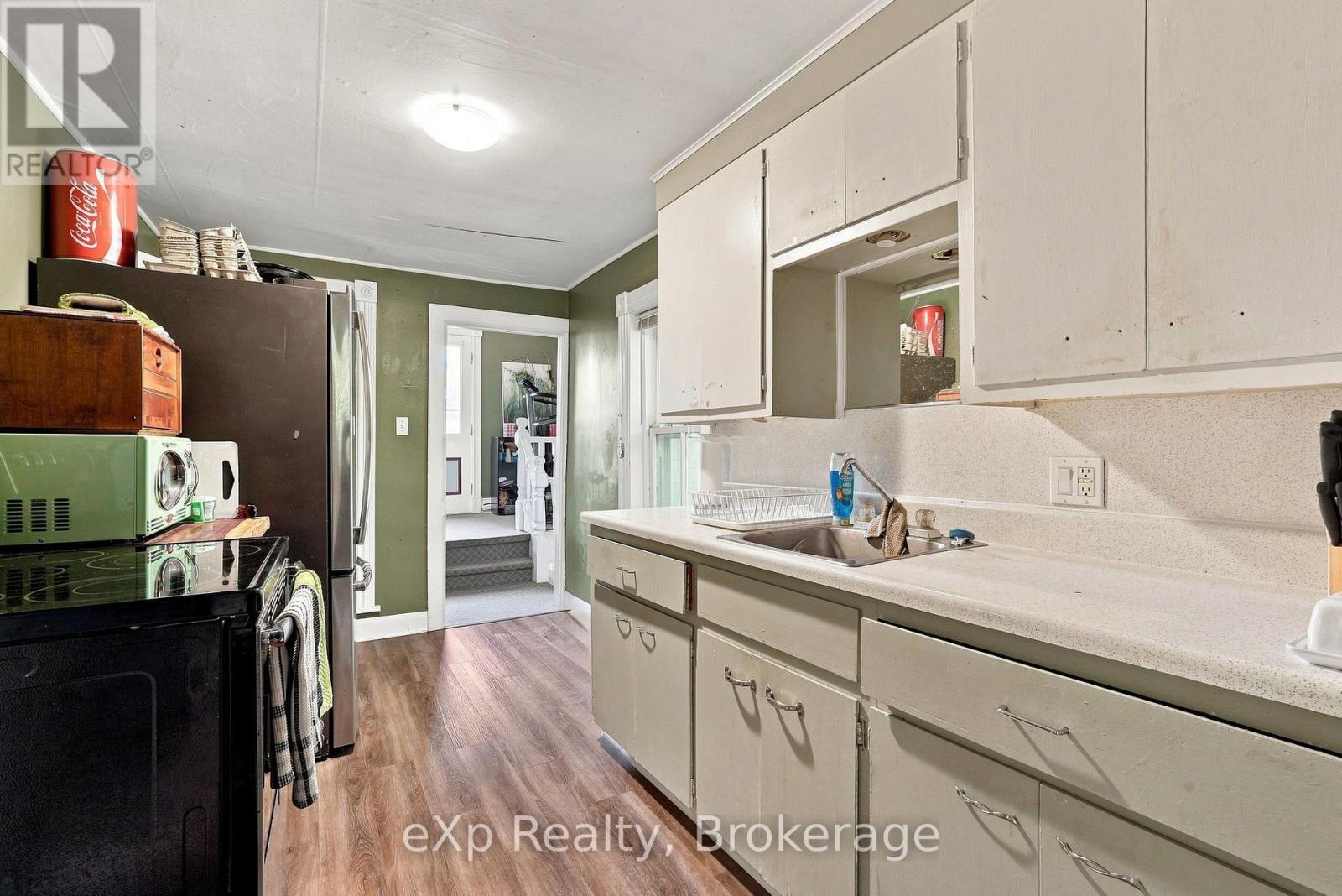 173 Birmingham Street E Property Photo 33