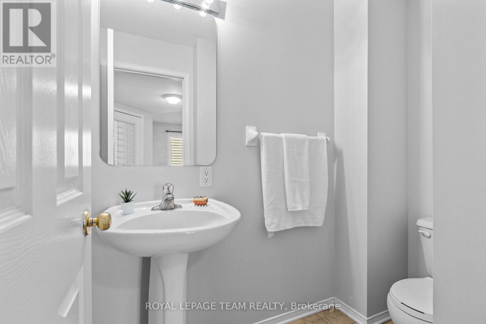 92 Wolff Crescent Property Photo 15