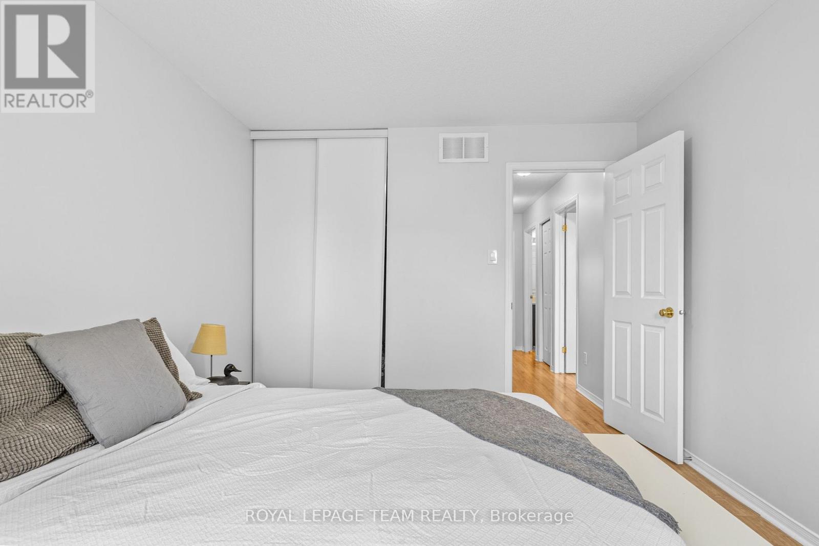 92 Wolff Crescent Property Photo 22