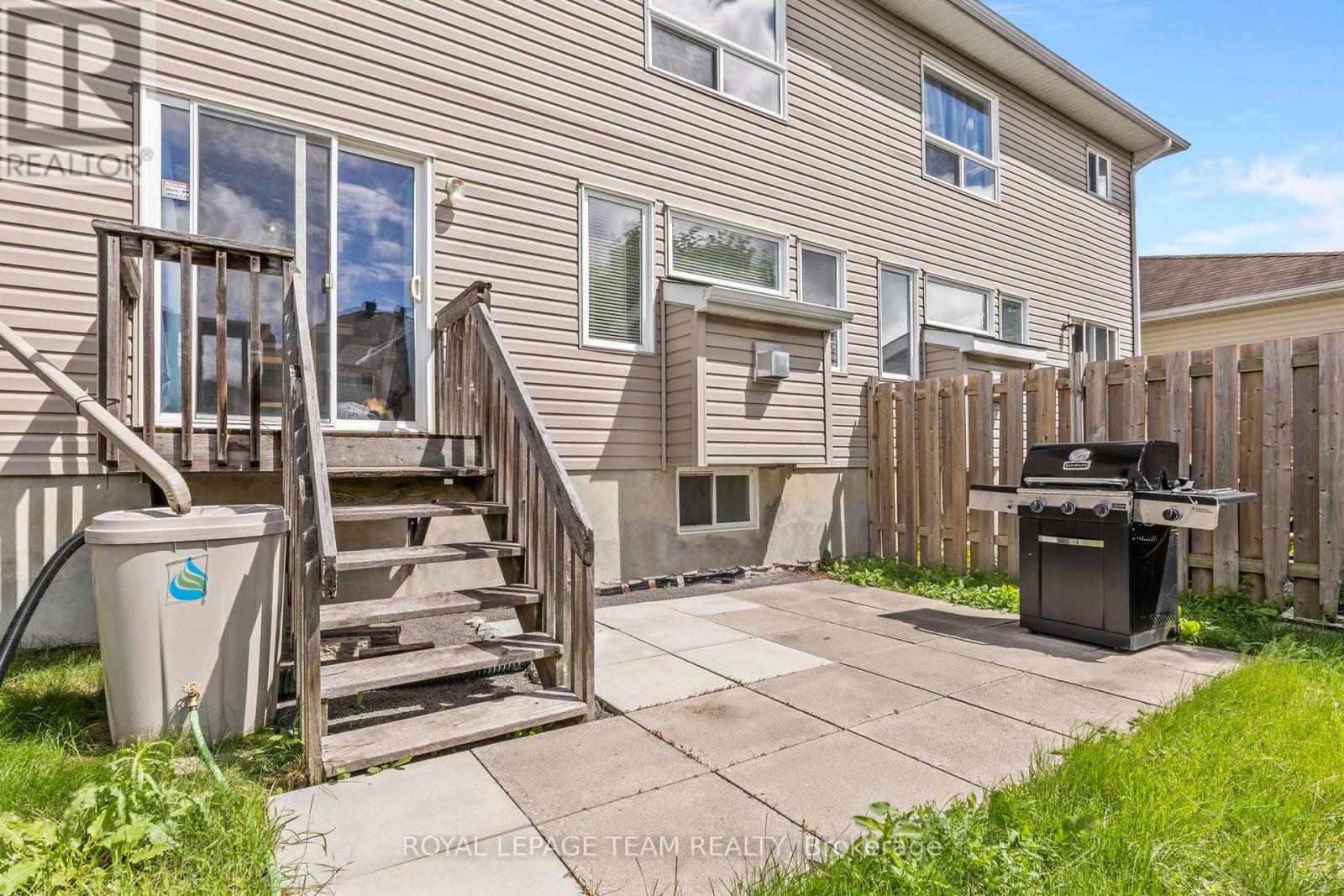 92 Wolff Crescent Property Photo 28
