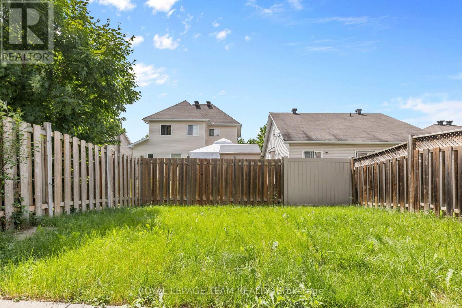92 Wolff Crescent Property Photo 30