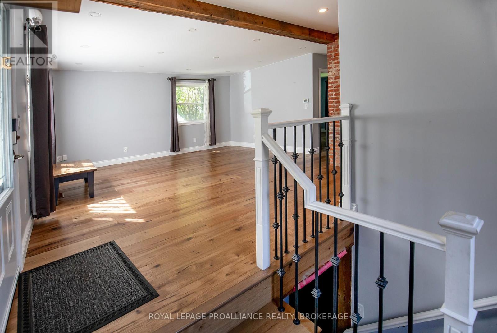 75 Scott Street Property Photo 5
