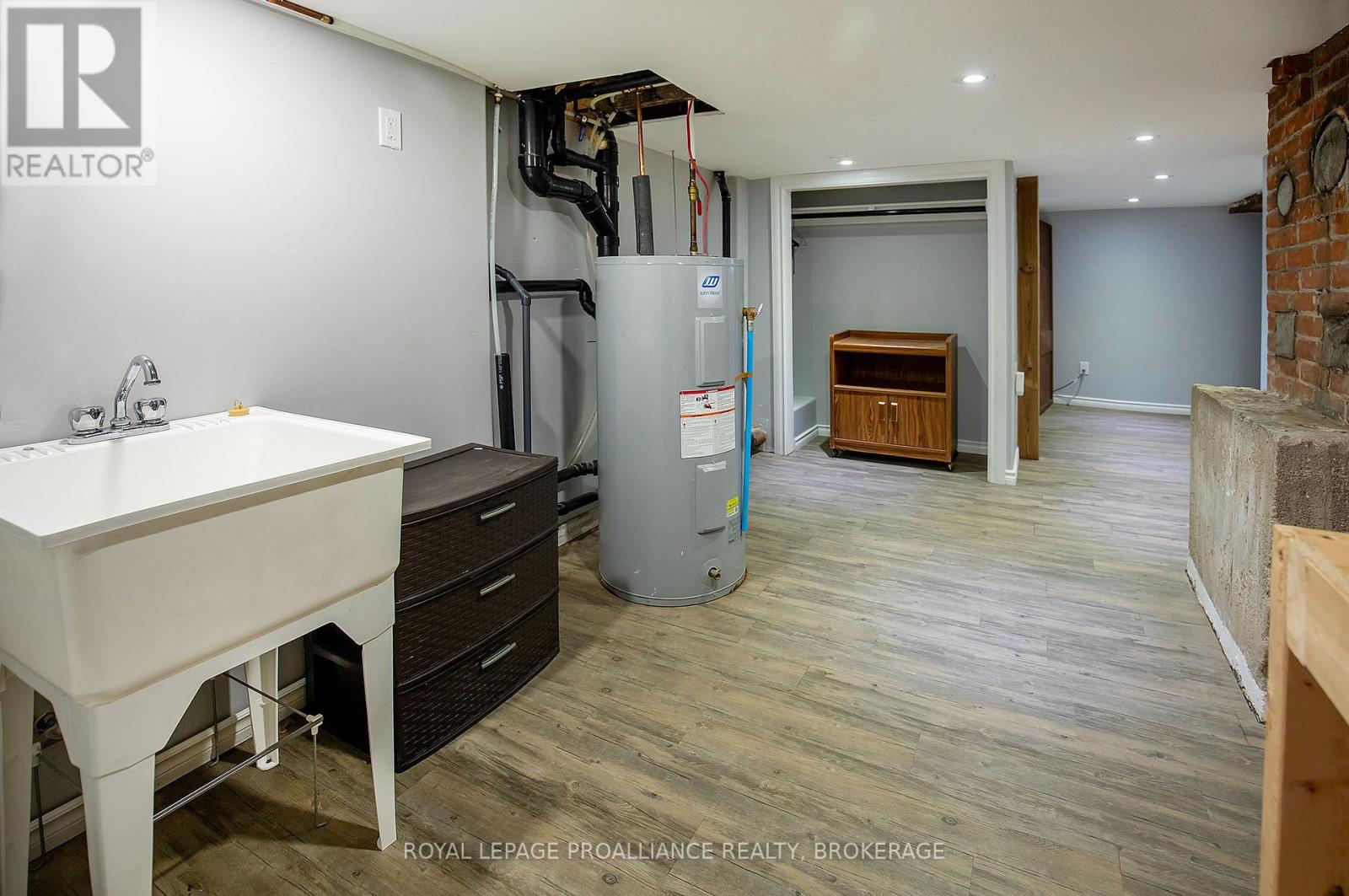 75 Scott Street Property Photo 22