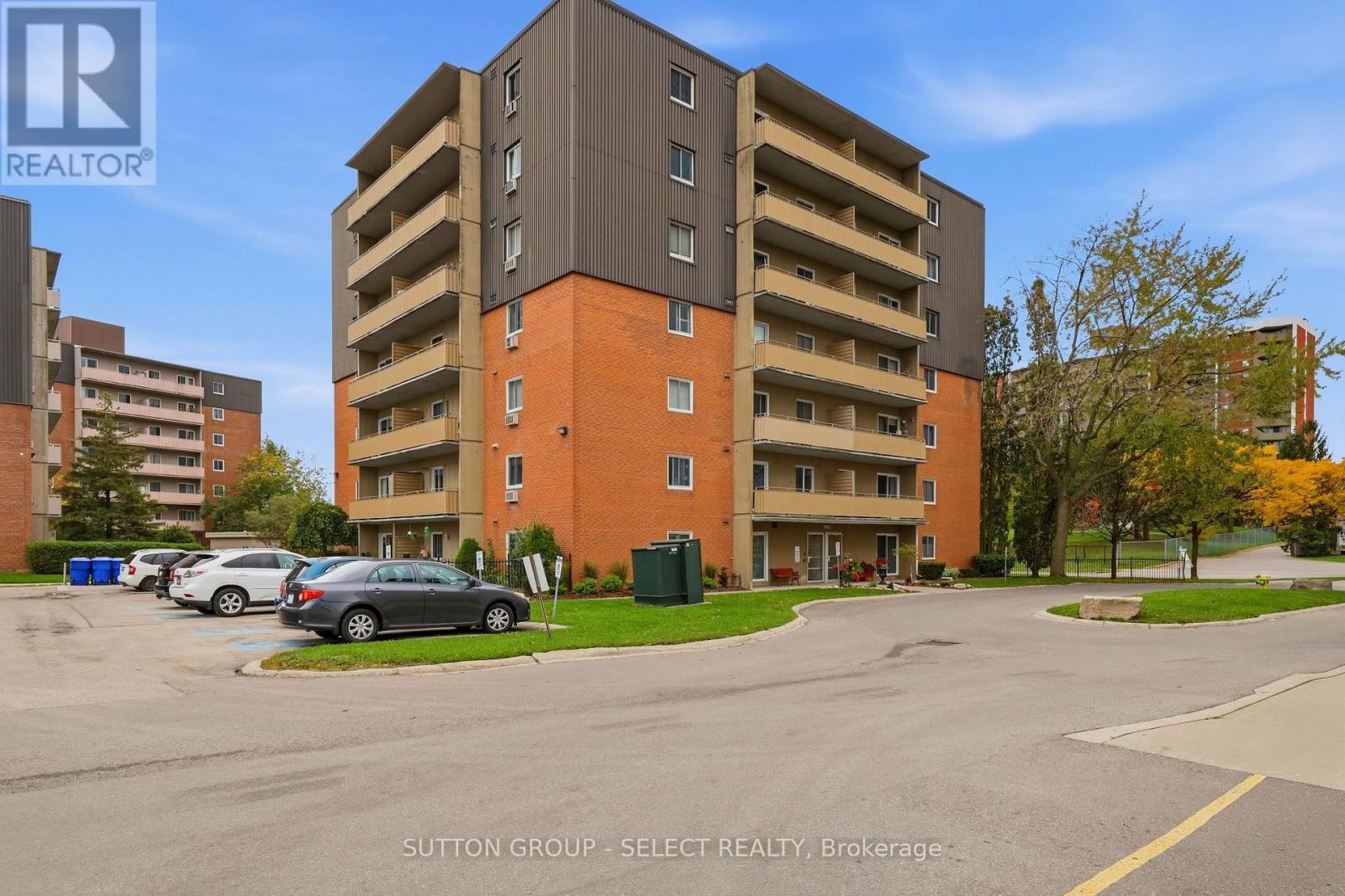 408 - 1102 Jalna Boulevard Property Photo 2
