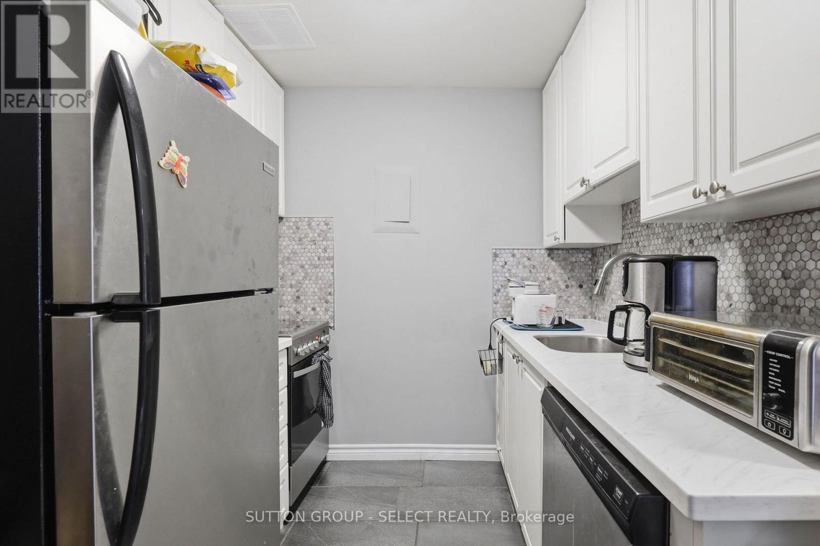 408 - 1102 Jalna Boulevard Property Photo 17