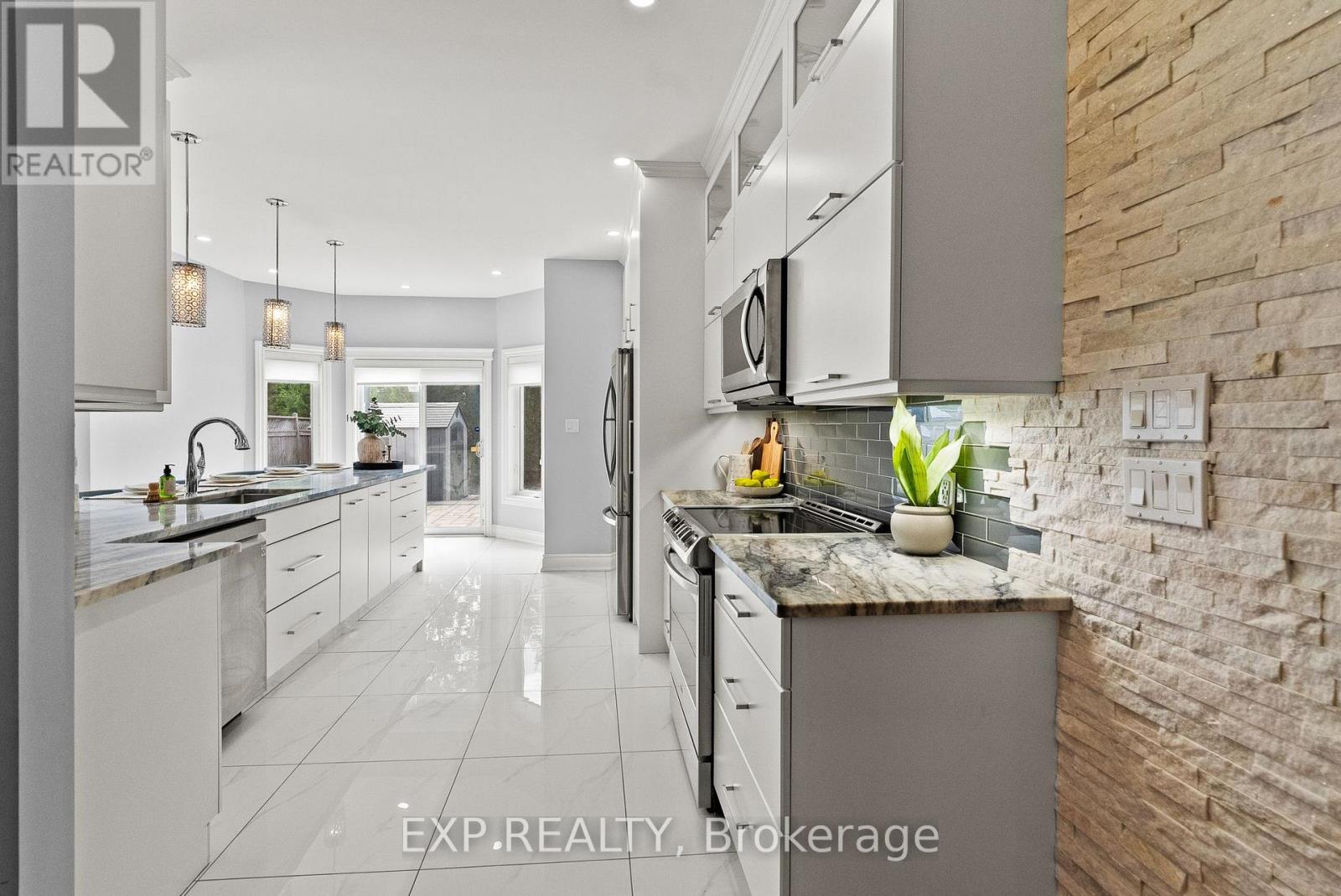 112 Redcliff Avenue Property Photo 16