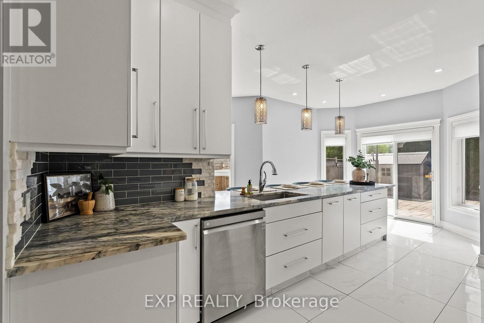 112 Redcliff Avenue Property Photo 17