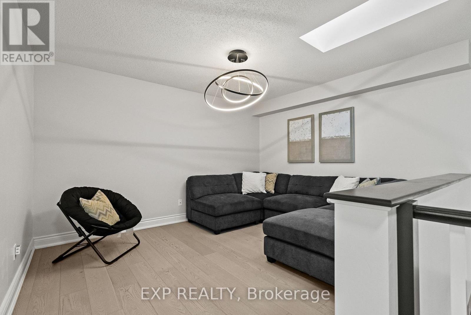 112 Redcliff Avenue Property Photo 27