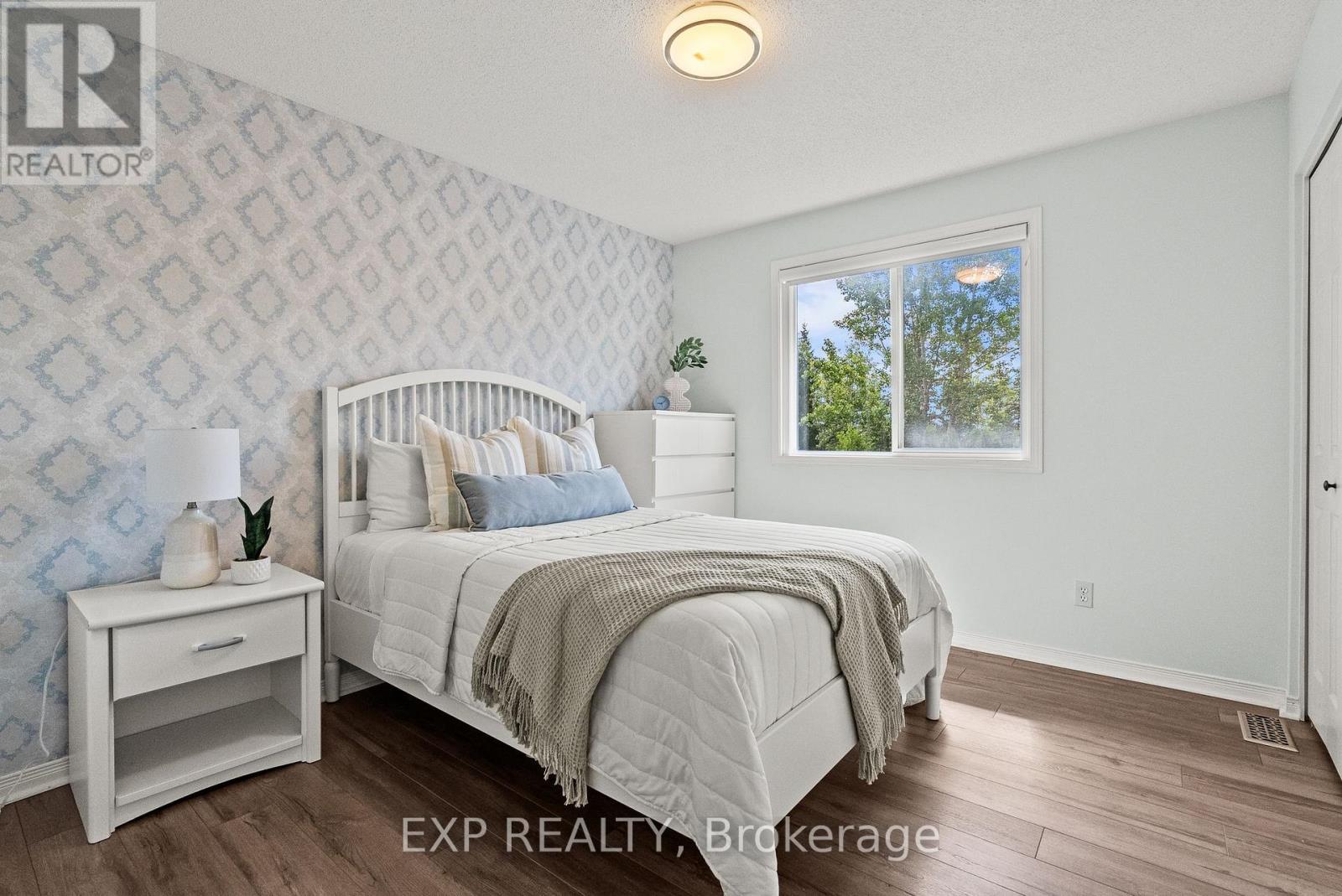 112 Redcliff Avenue Property Photo 32