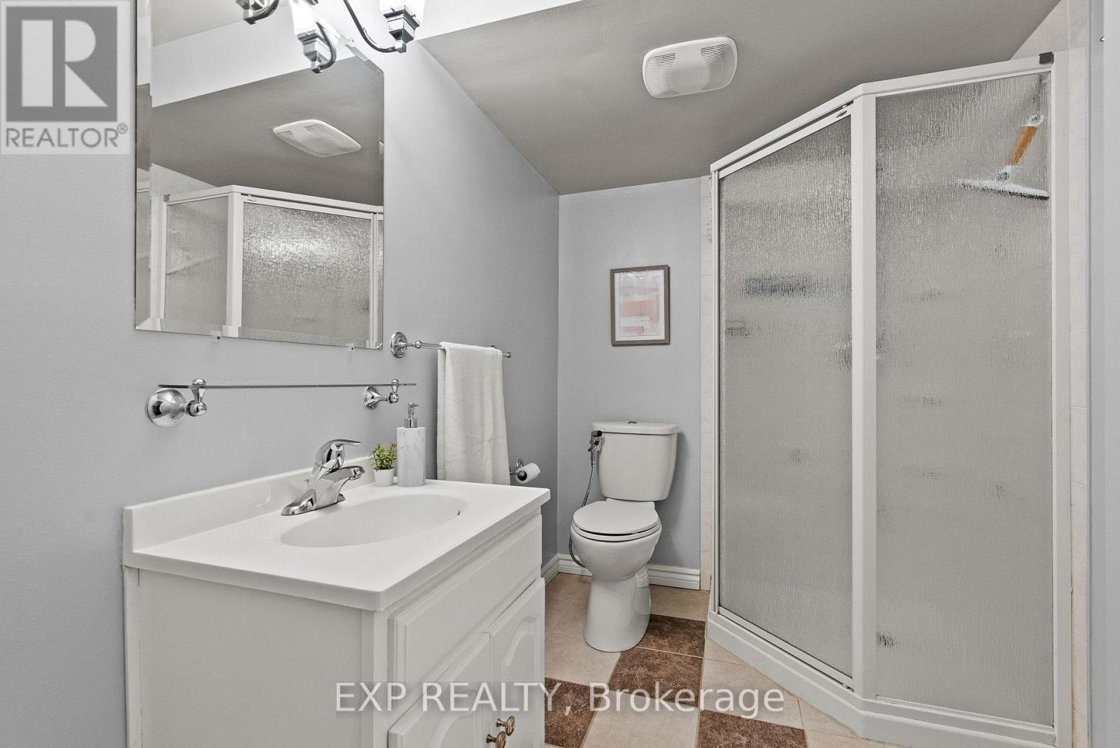 112 Redcliff Avenue Property Photo 38