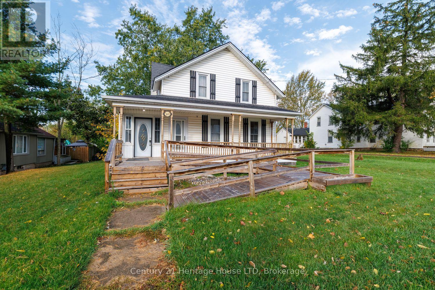 2603 Stevensville Road Property Photo 2
