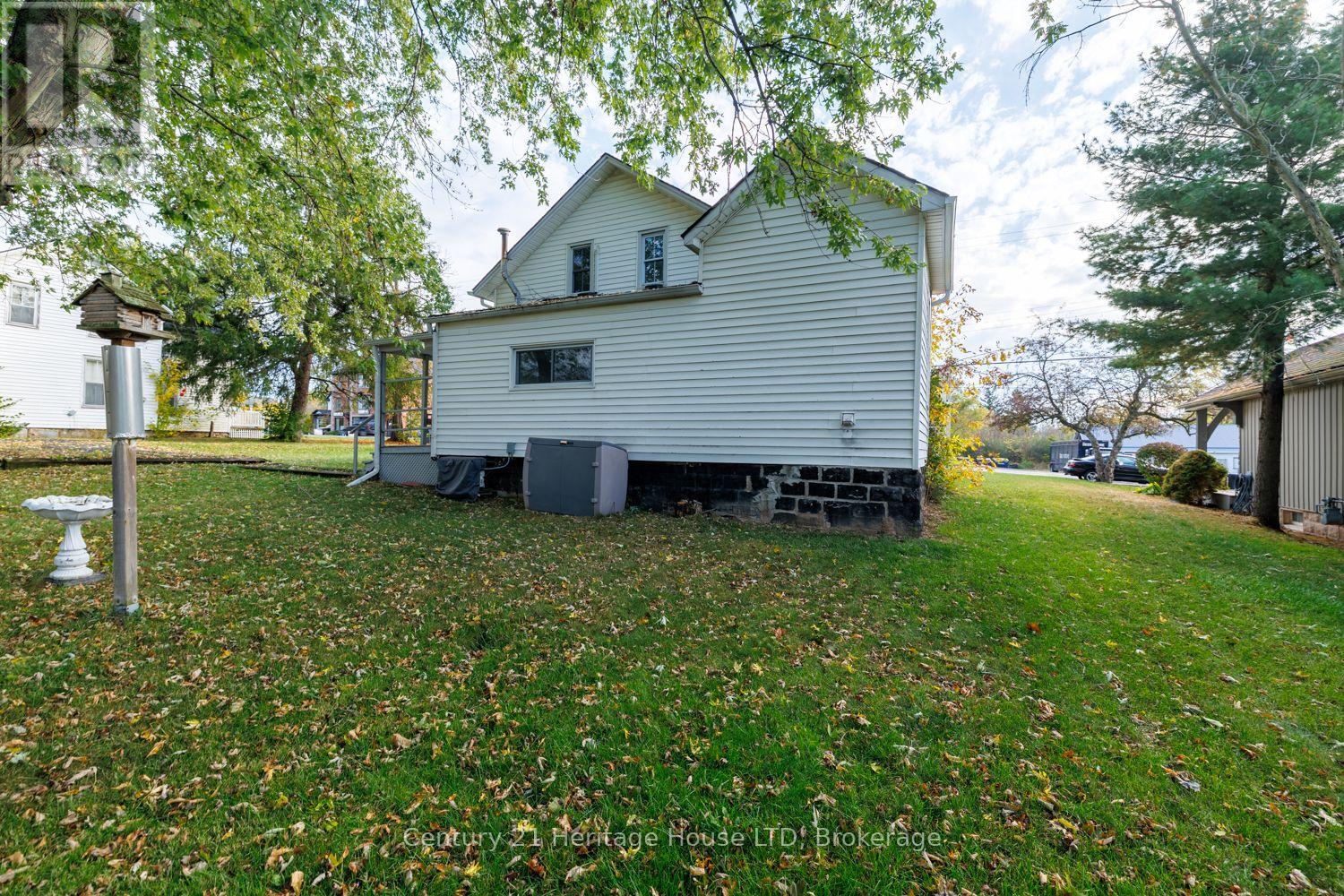 2603 Stevensville Road Property Photo 5