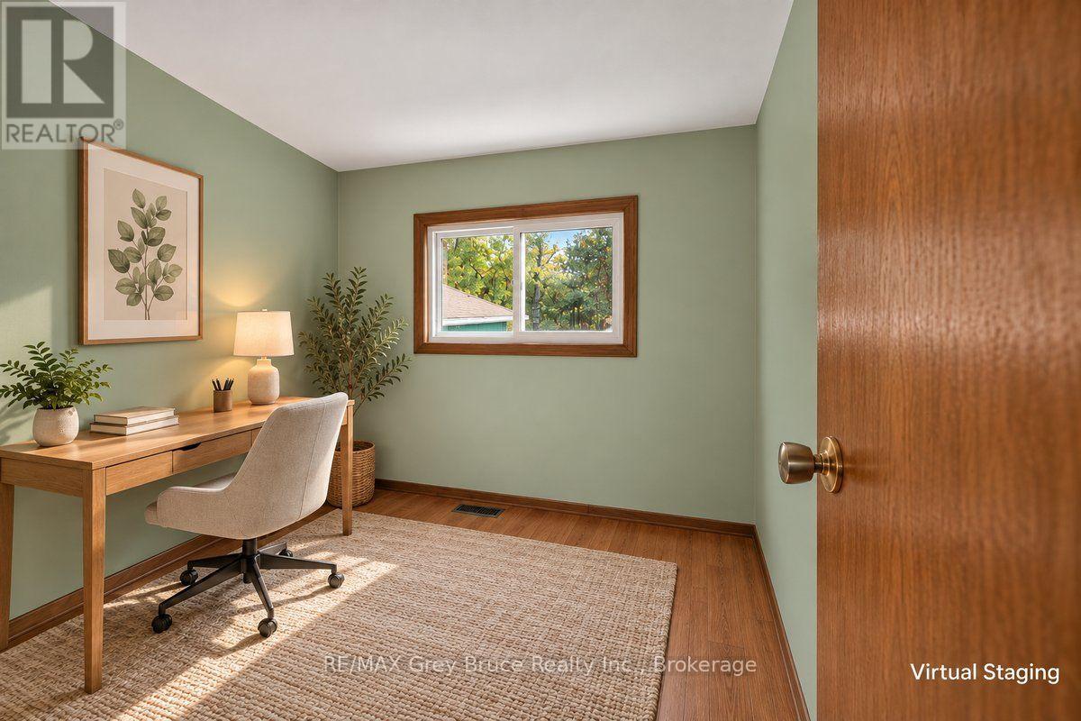 243 Mccullough Lake Drive Property Photo 8