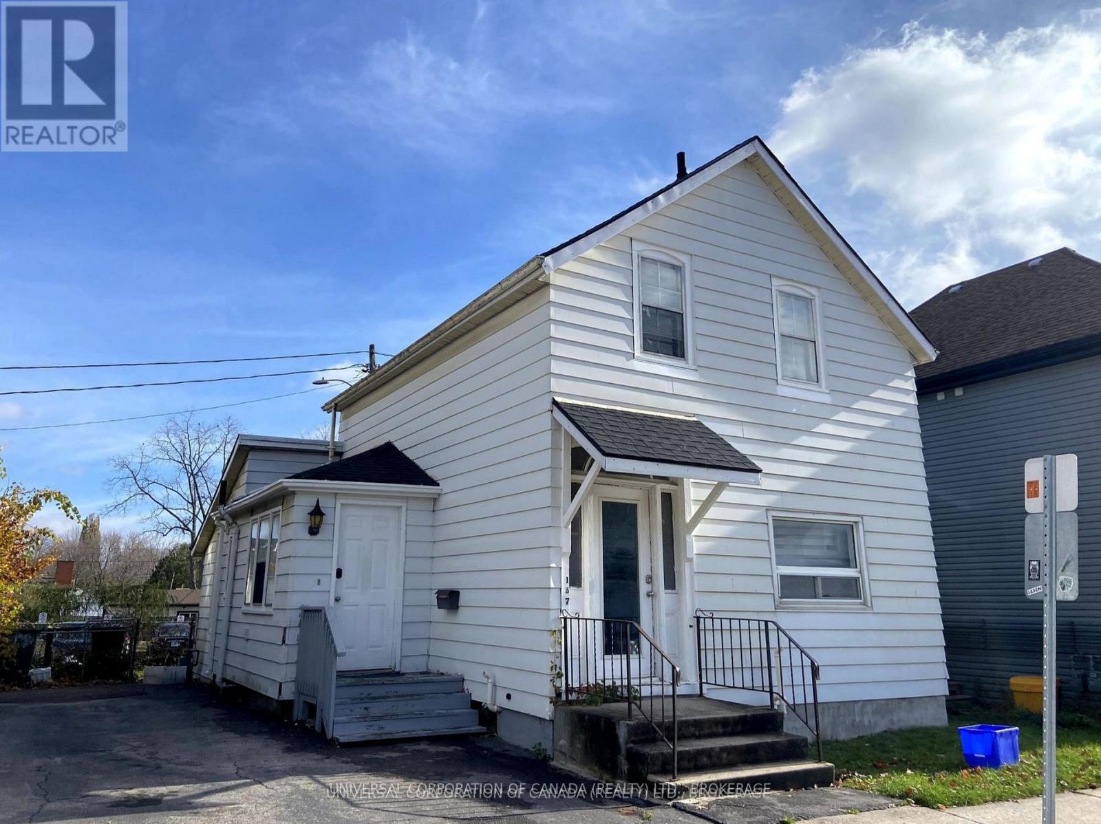 137 ROSS STREET Property Photo 1