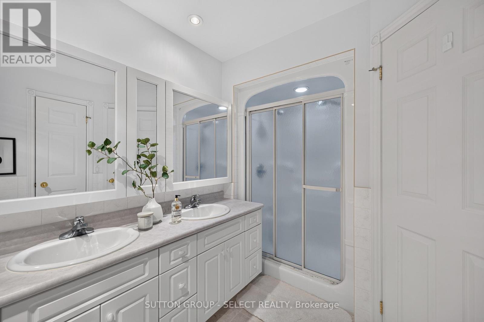 8 Kennedy Court Property Photo 19