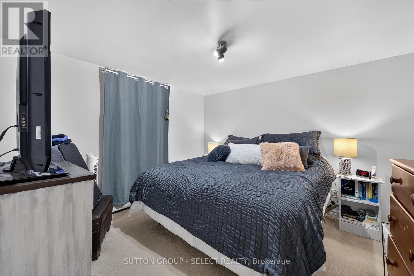 8 Kennedy Court Property Photo 29