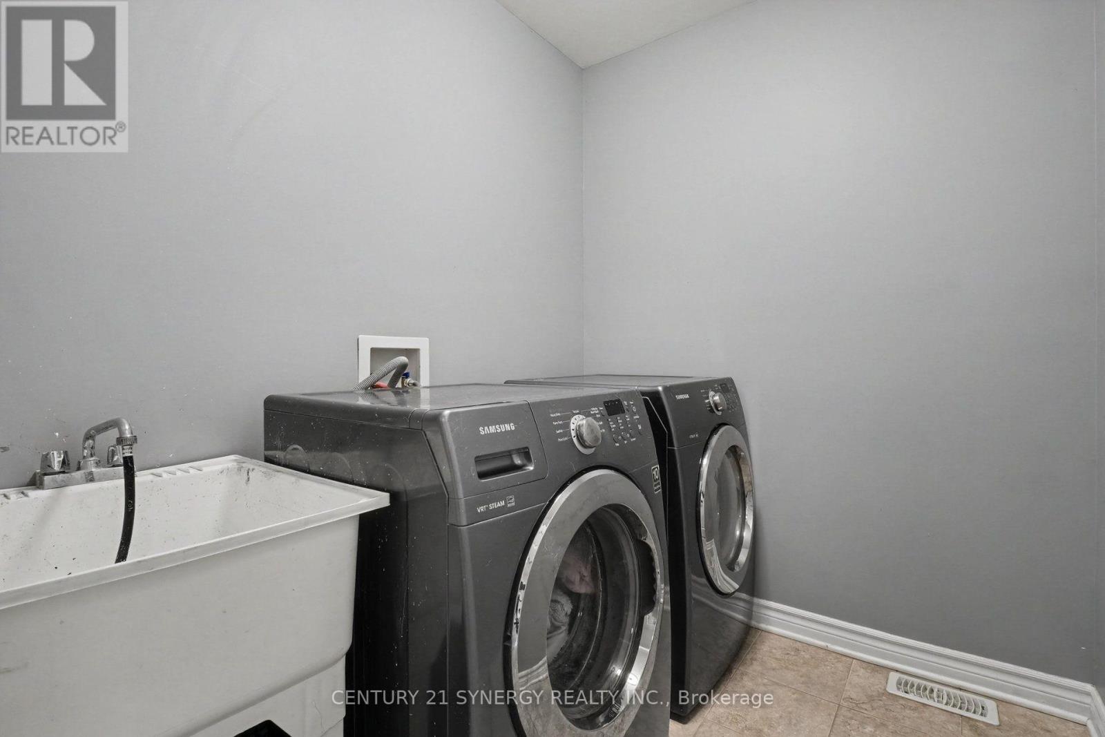 344 Colmar Street Property Photo 16