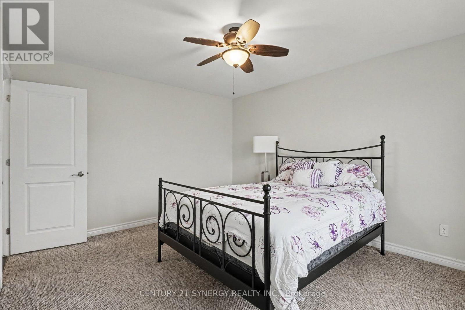 344 Colmar Street Property Photo 18