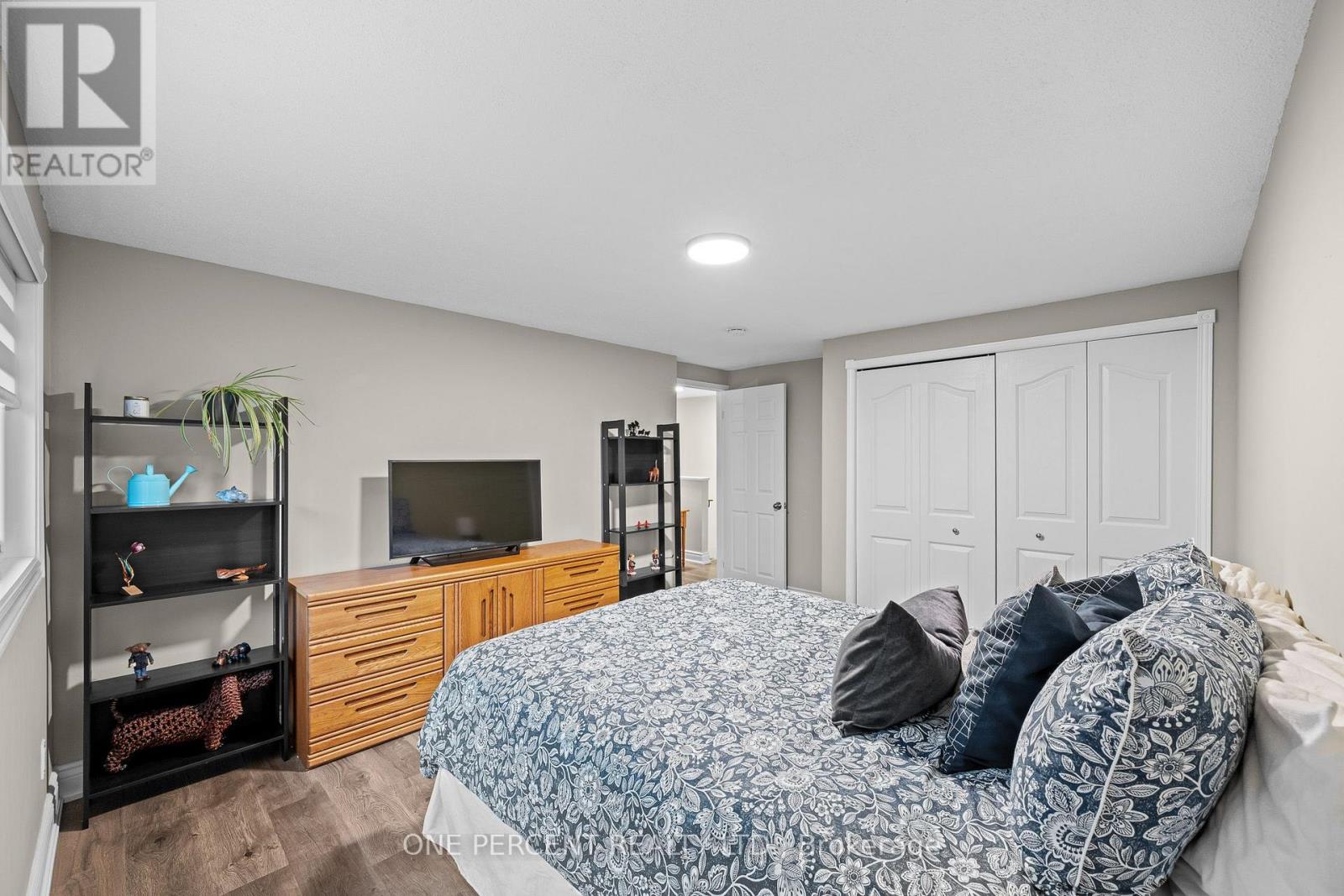 D - 20 Sonnet Crescent Property Photo 20
