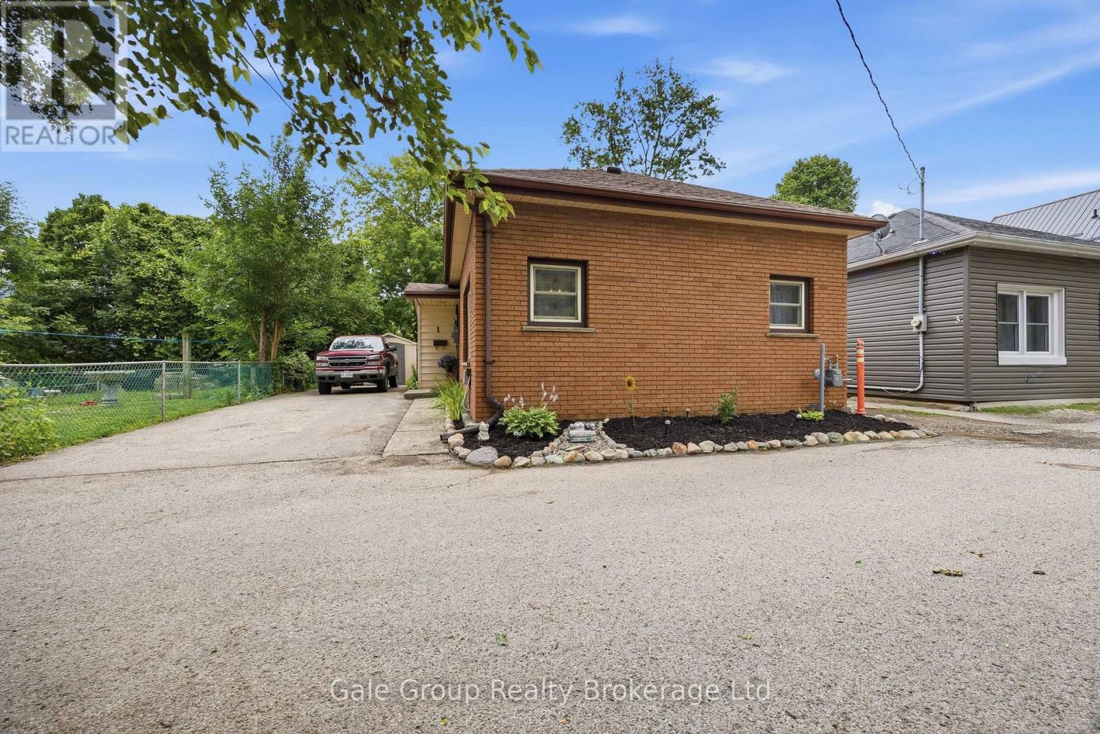 1 Britton Drive Property Photo 5