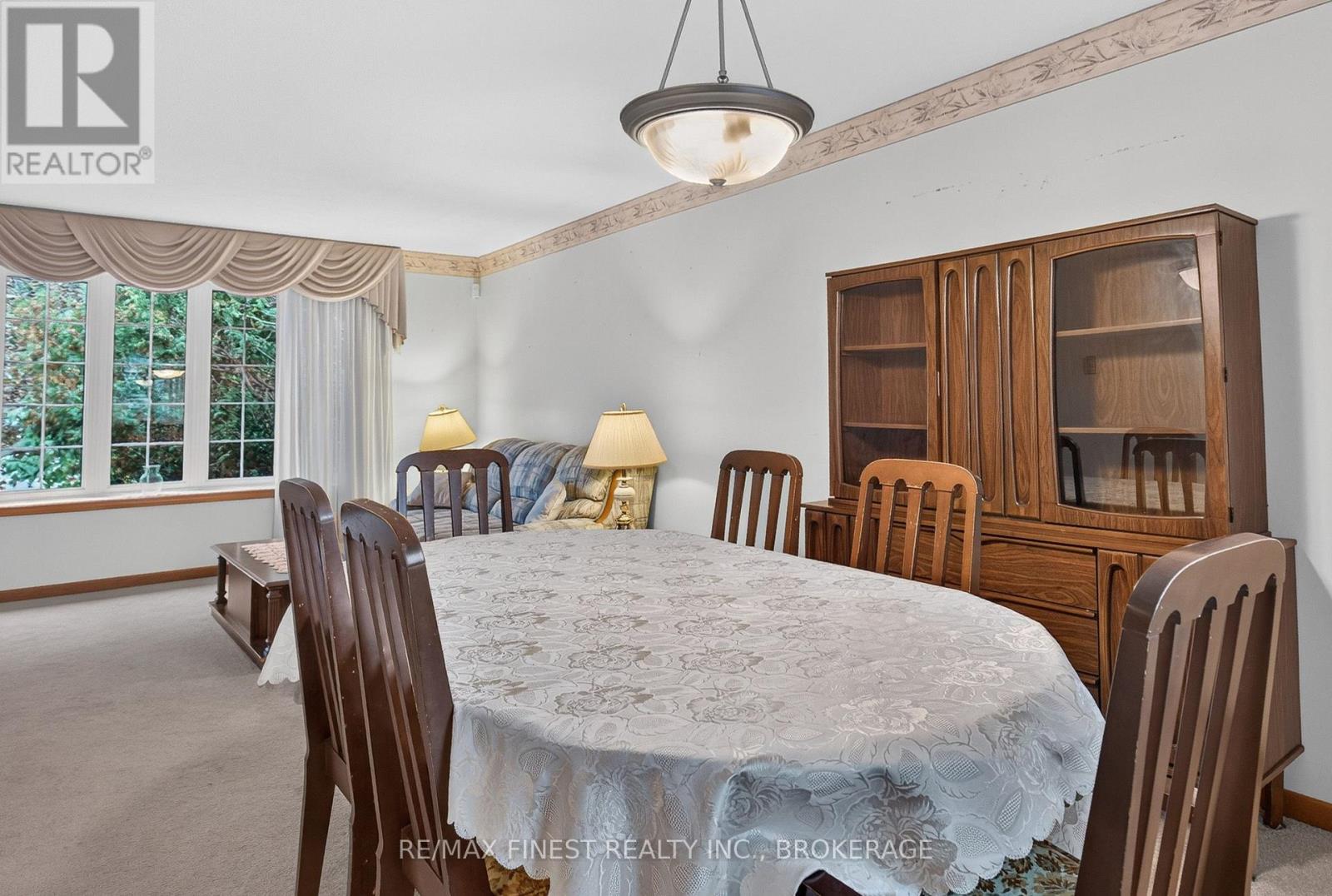 794 Butternut Street Property Photo 16
