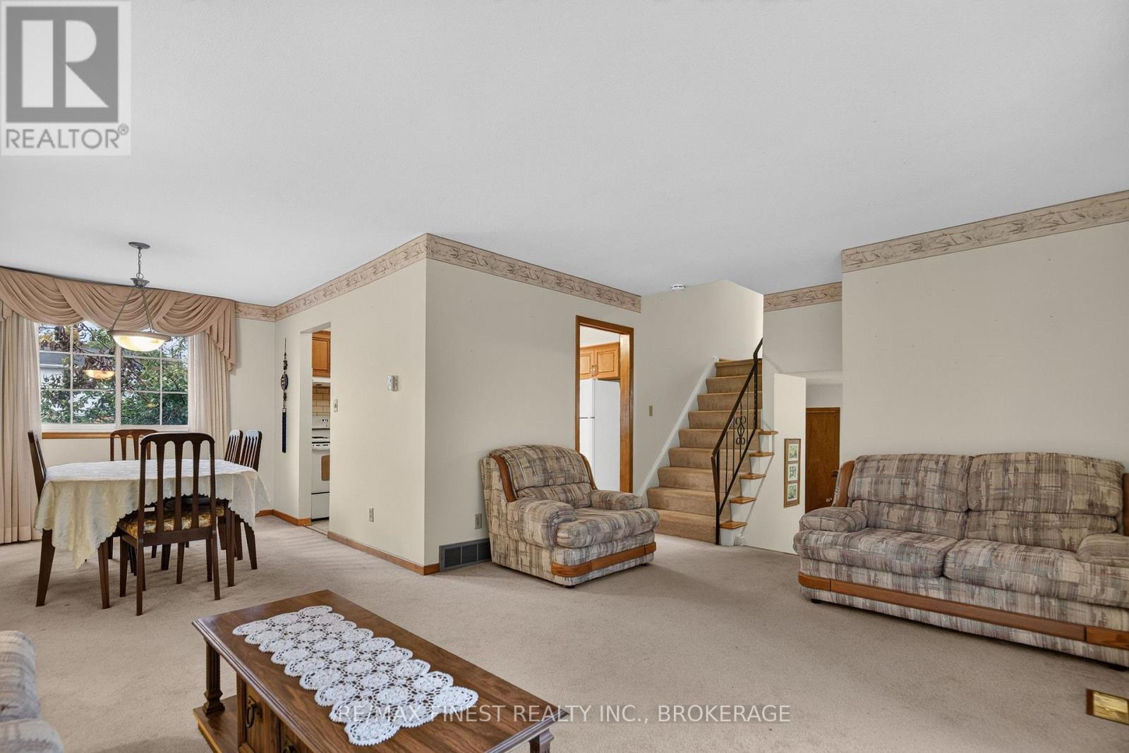 794 Butternut Street Property Photo 21